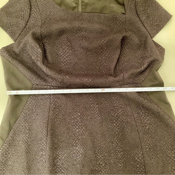 Tahari Brown Dress - Picture 4 of 14